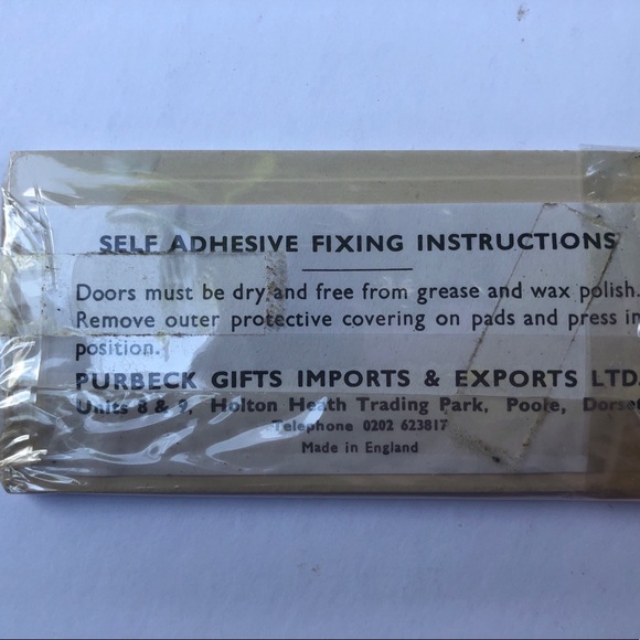 Ceramic room name plate. - Picture 2 of 3